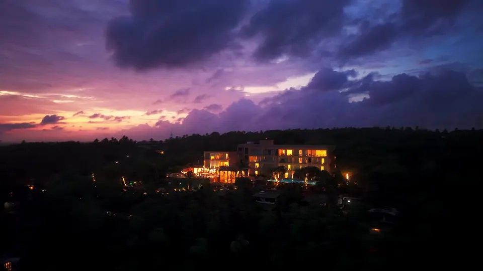 Elaya Resort Unawatuna at sunset, a film by Narang